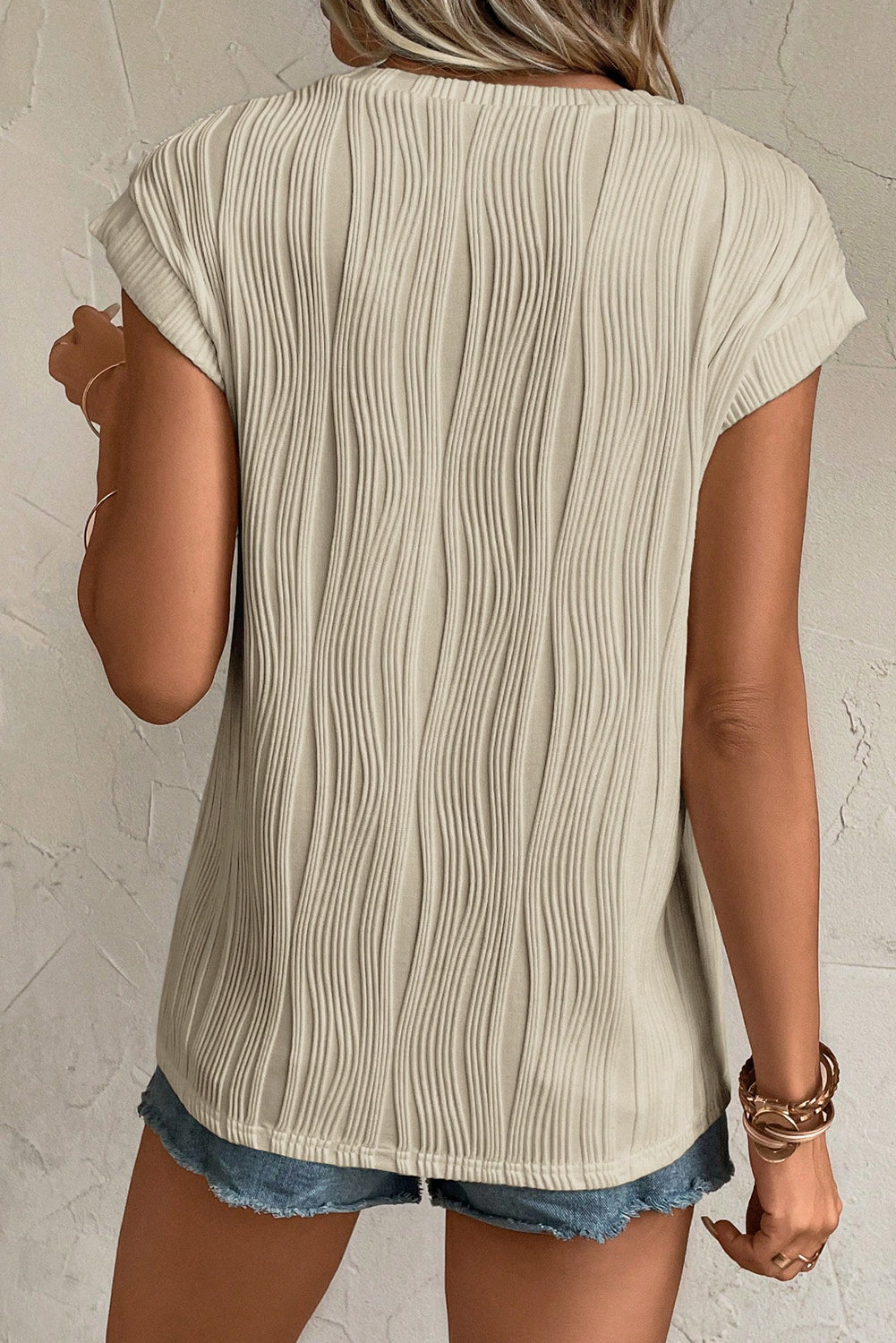 Apricot Wavy Textured Cap Sleeve Round Neck Blouse