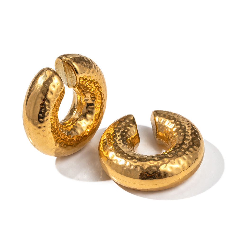 18K Gold Coarse Texture Hollow Cylinder Design Versatile Earrings