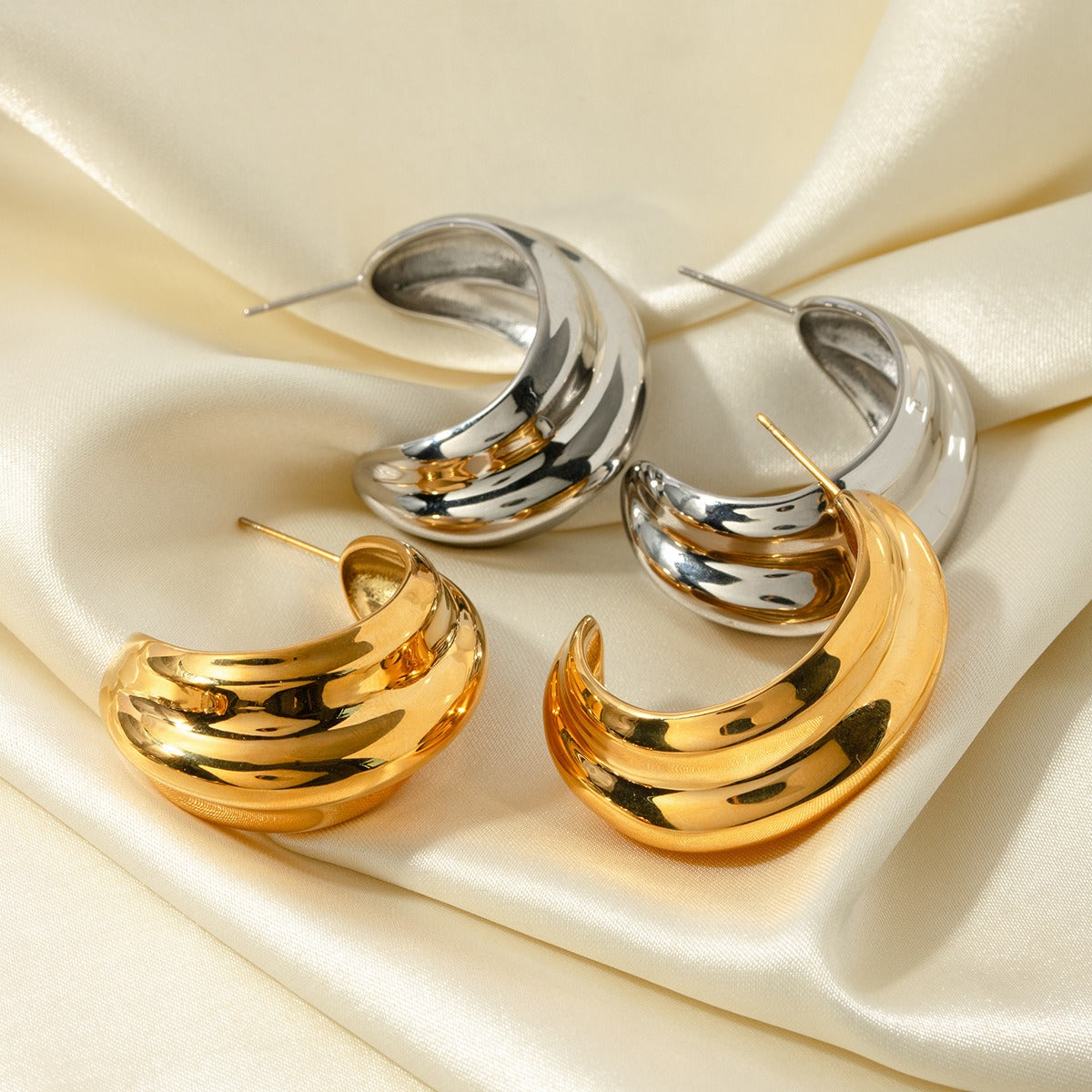 18k gold classic simple C-shaped design earrings