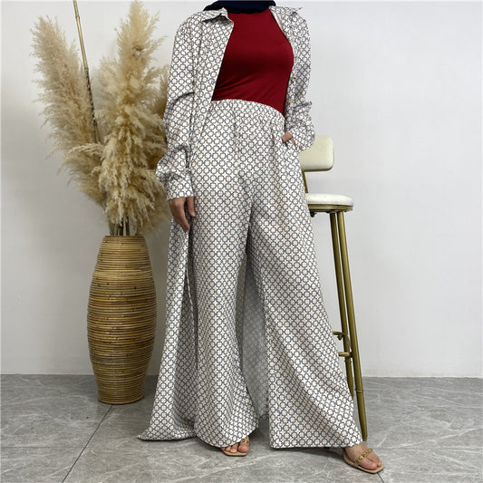 Ensemble cardigan long et pantalon à poches en satin imprimé à la mode