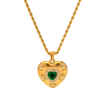 18k Gold Exquisite Fashion Emerald and Zircon Heart Shape Pendant Necklace