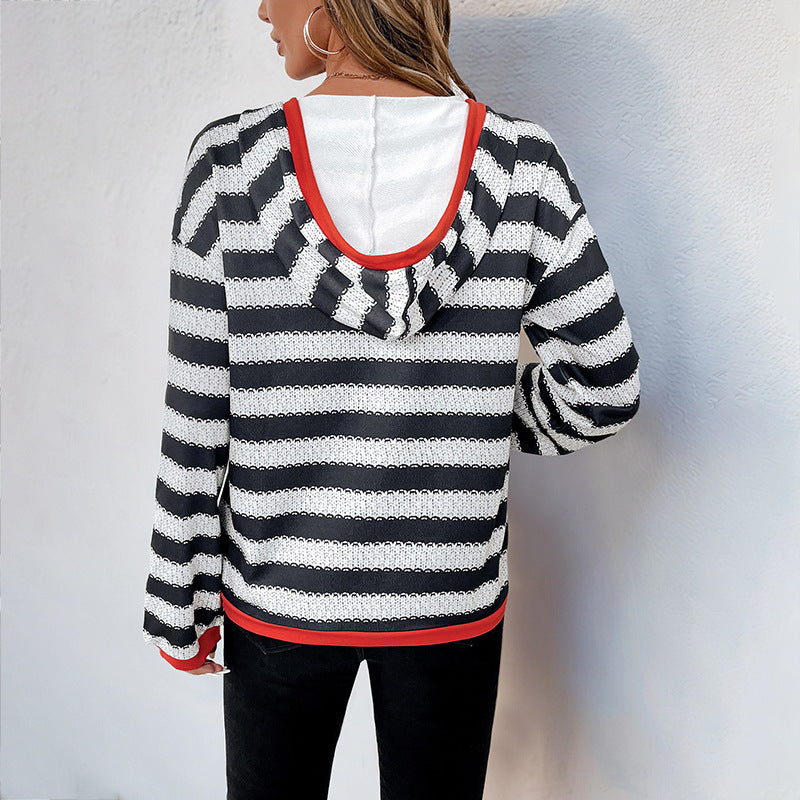 Pull rayé noir et blanc pour femme