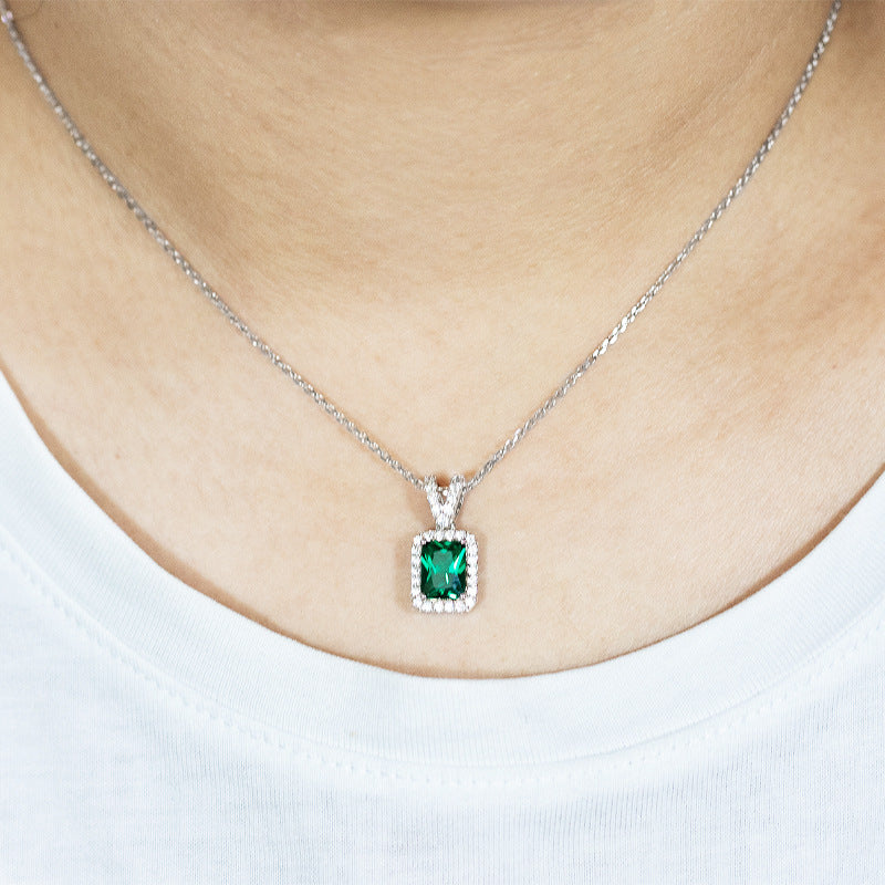 Collier clavicule émeraude pour femme