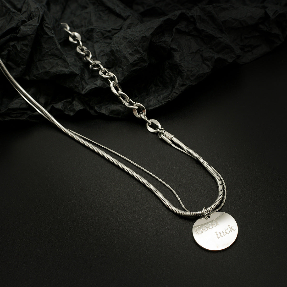 Trendy simple double-layer stacked wear with round design versatile pendant necklace