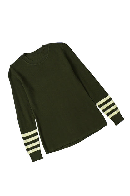 Pull en tricot uni à manches rayées vert