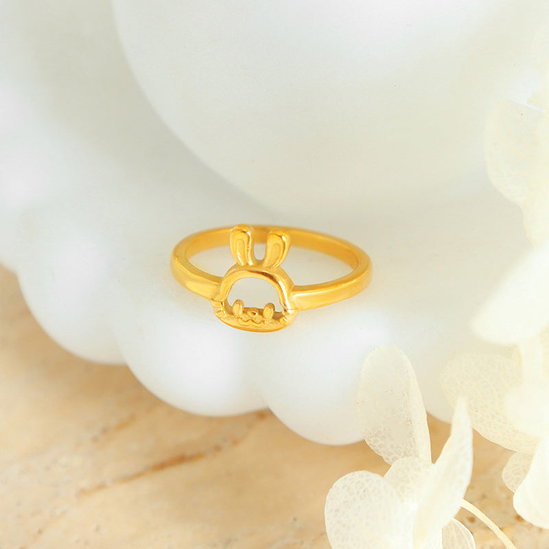 18K gold novel and fashionable hollow rabbit design versatile ring