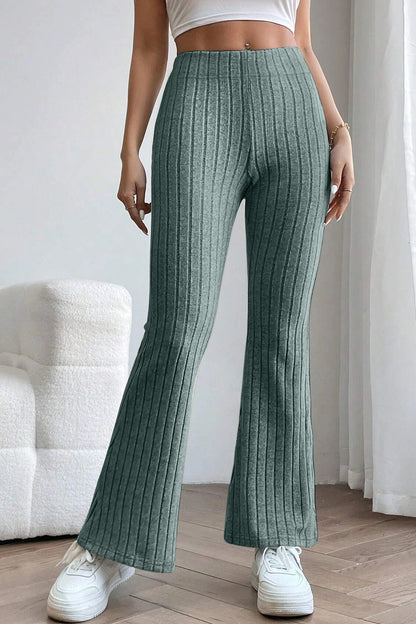 Pantalon évasé taille haute côtelé pleine taille Basic Bae