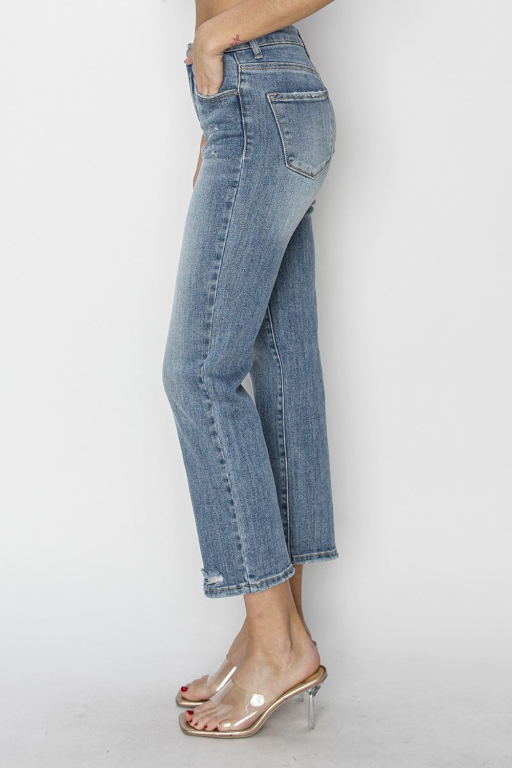 RISEN Distressed-Cropped-Jeans in voller Größe mit hoher Taille