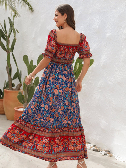 Robe midi fleurie à manches volantées