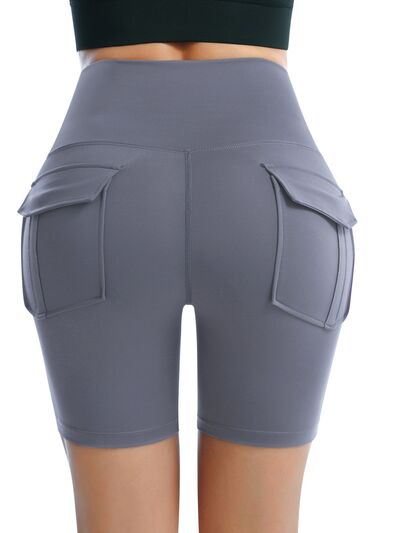 Aktive Shorts mit hoher Taille und Taschen