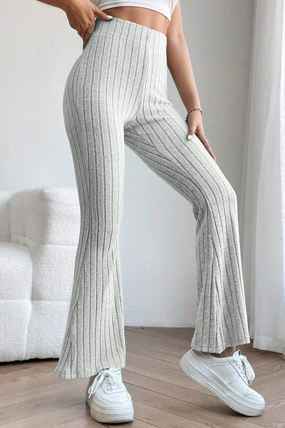 Pantalon évasé taille haute côtelé pleine taille Basic Bae